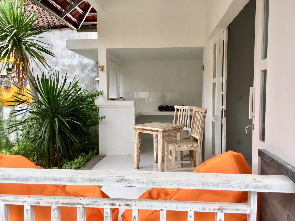 Narayana Homestay Amed  Bagian luar foto